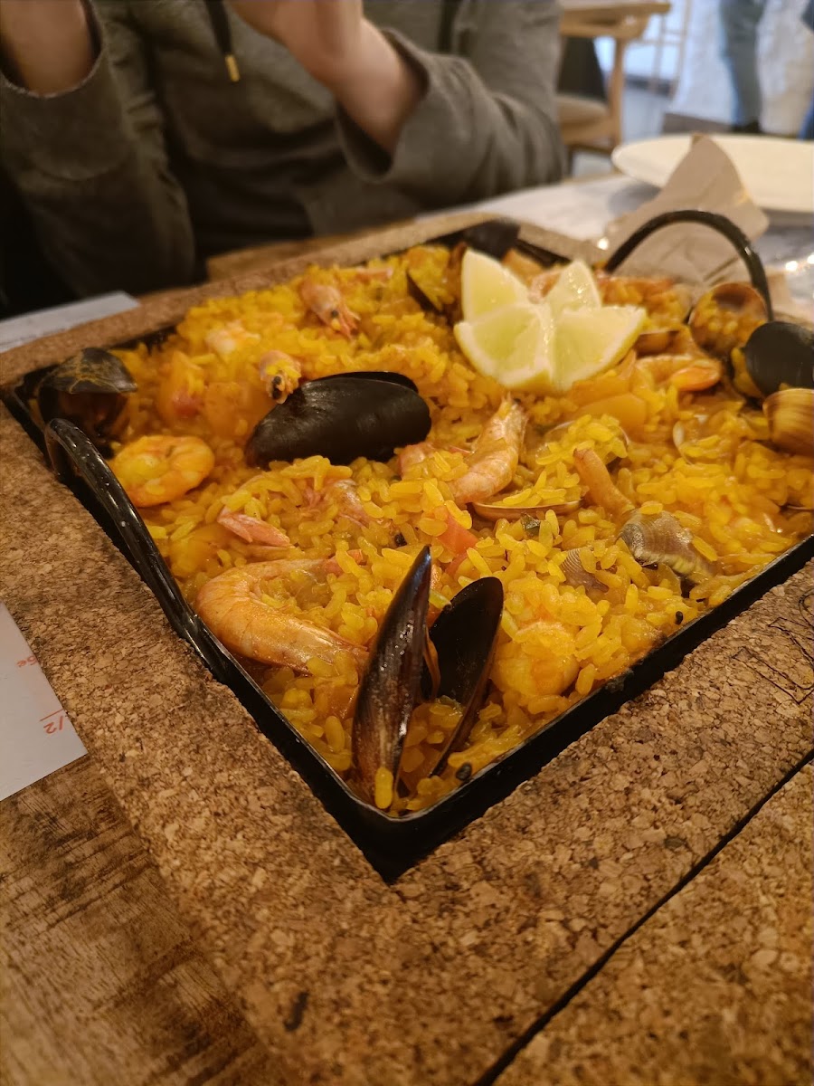 RESTAURANTE LACAL - Photo 5