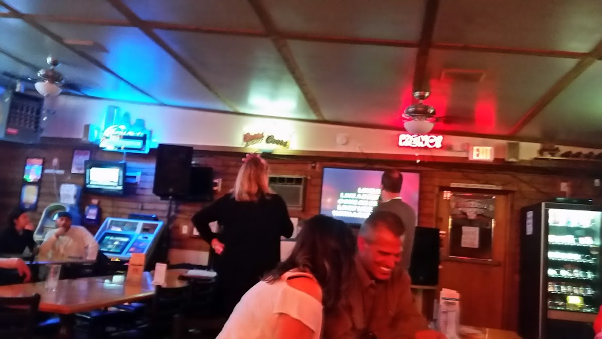 Dairy Creek Tavern - Photo 9