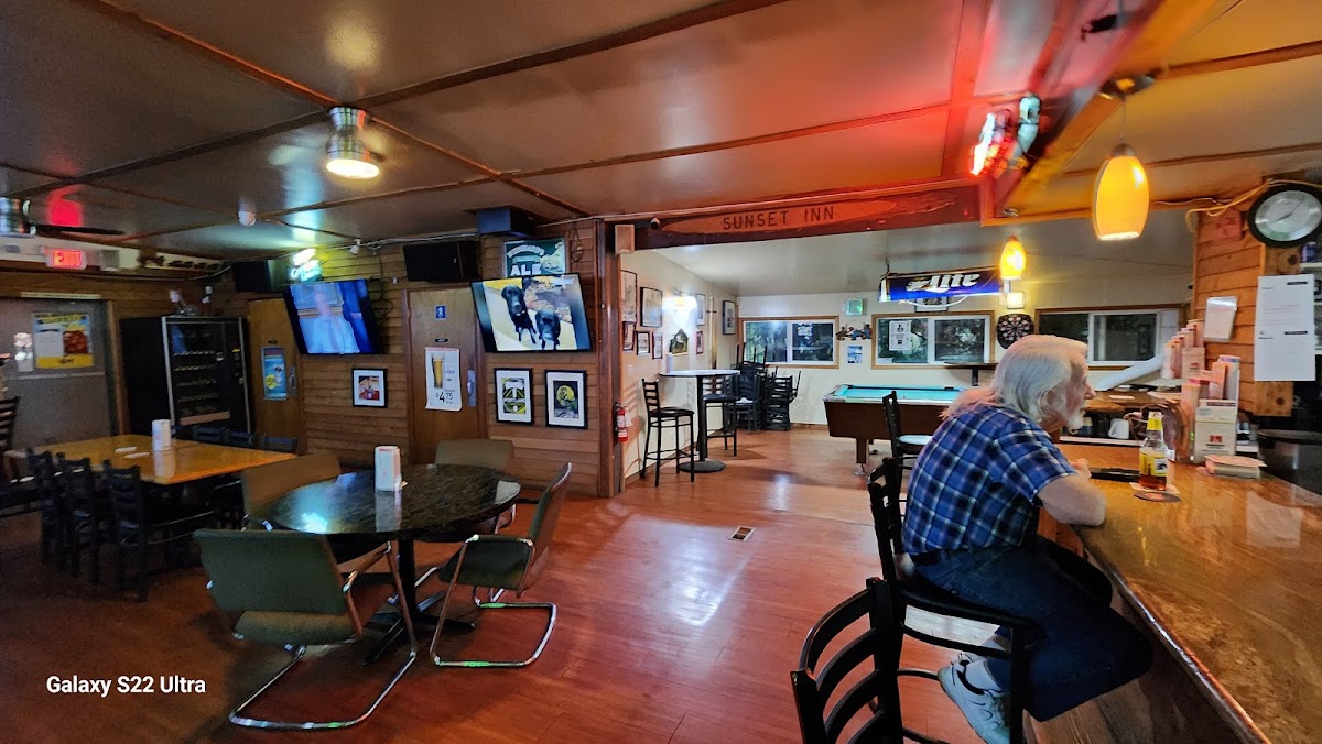 Dairy Creek Tavern - Photo 1