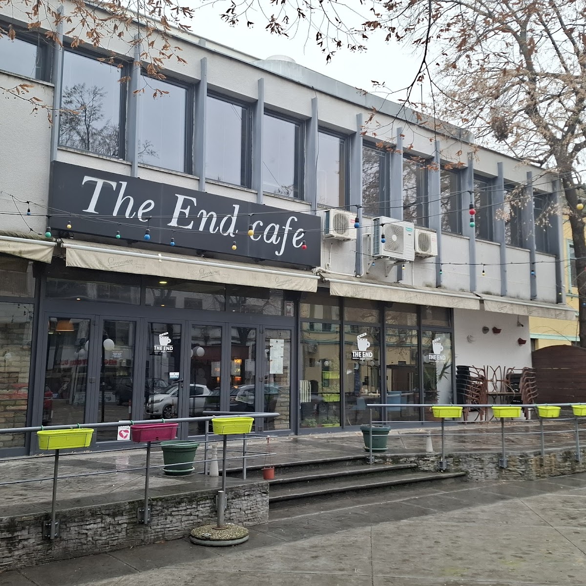 The End cafe - Photo 3