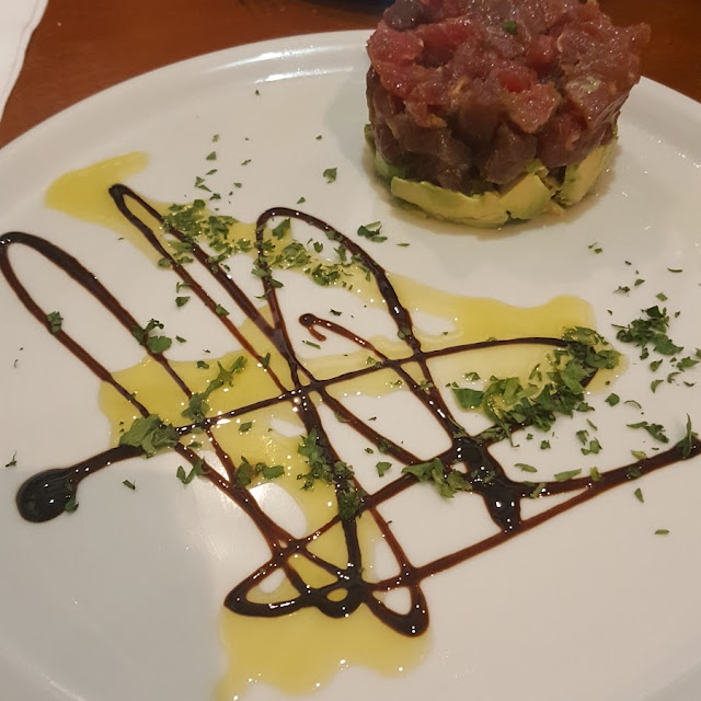 Tartare de Atún Y Aguacate