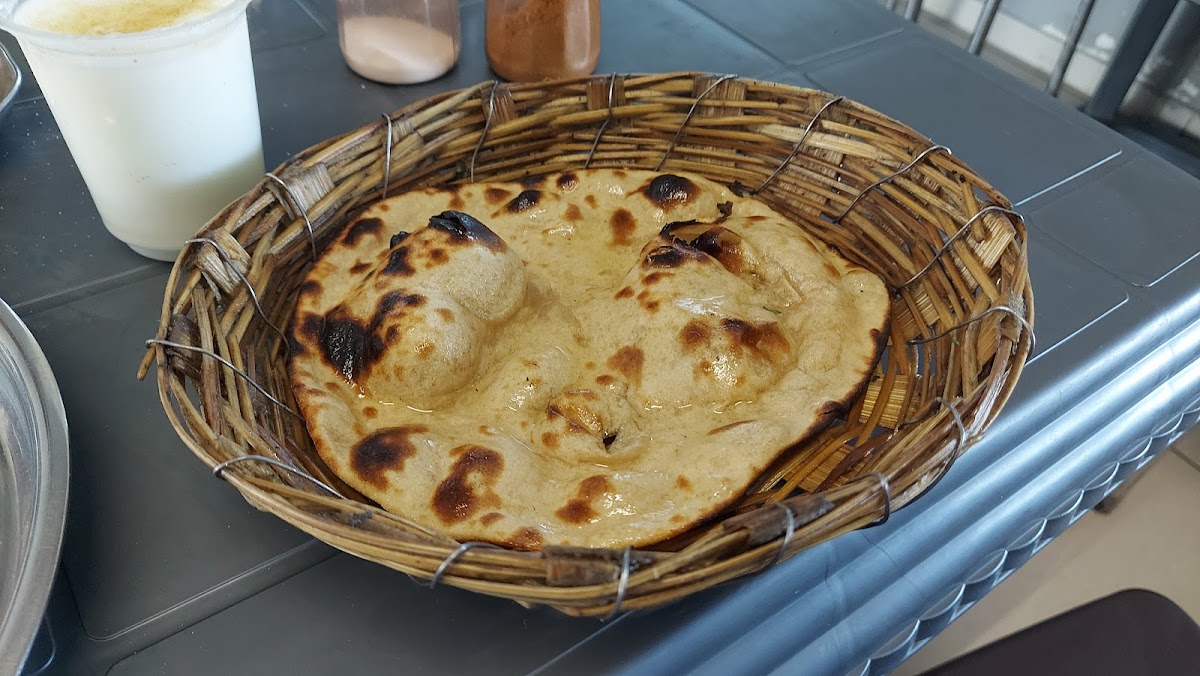 Sacha Sauda Punjabi Dhaba - Photo 7