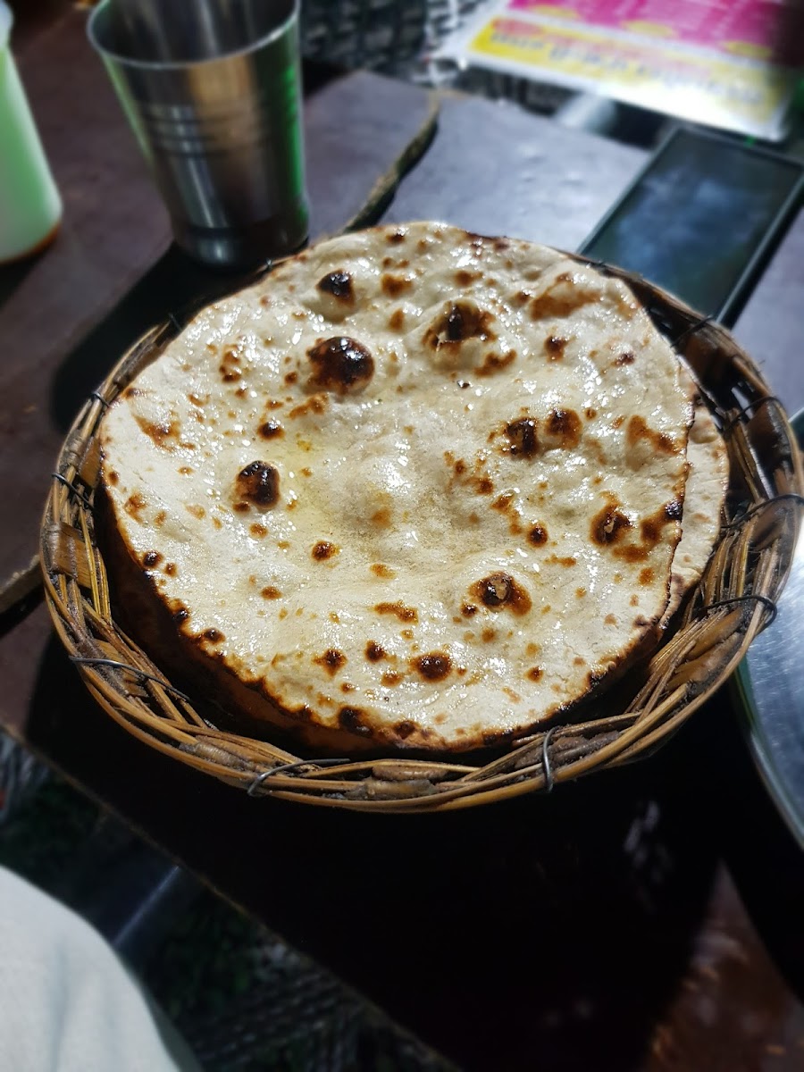 Sacha Sauda Punjabi Dhaba - Photo 8