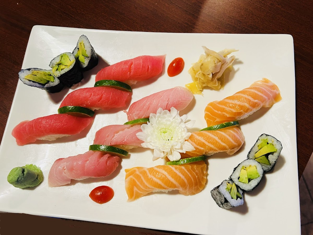 Rakuten Bar and Grill - Photo 2