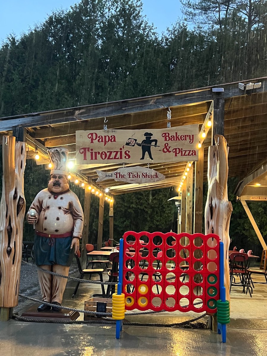 Papa Tirozzi Bakery & Pizza