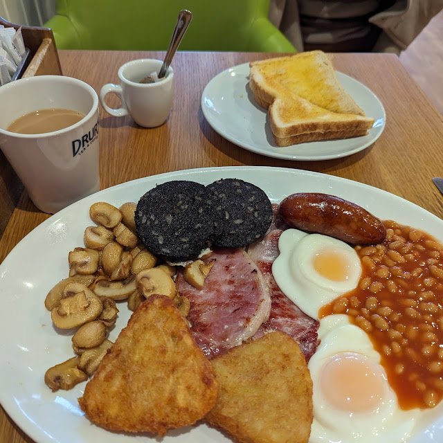 Ham 2 Egg & Chips