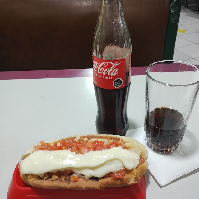 Completo Y Bebida