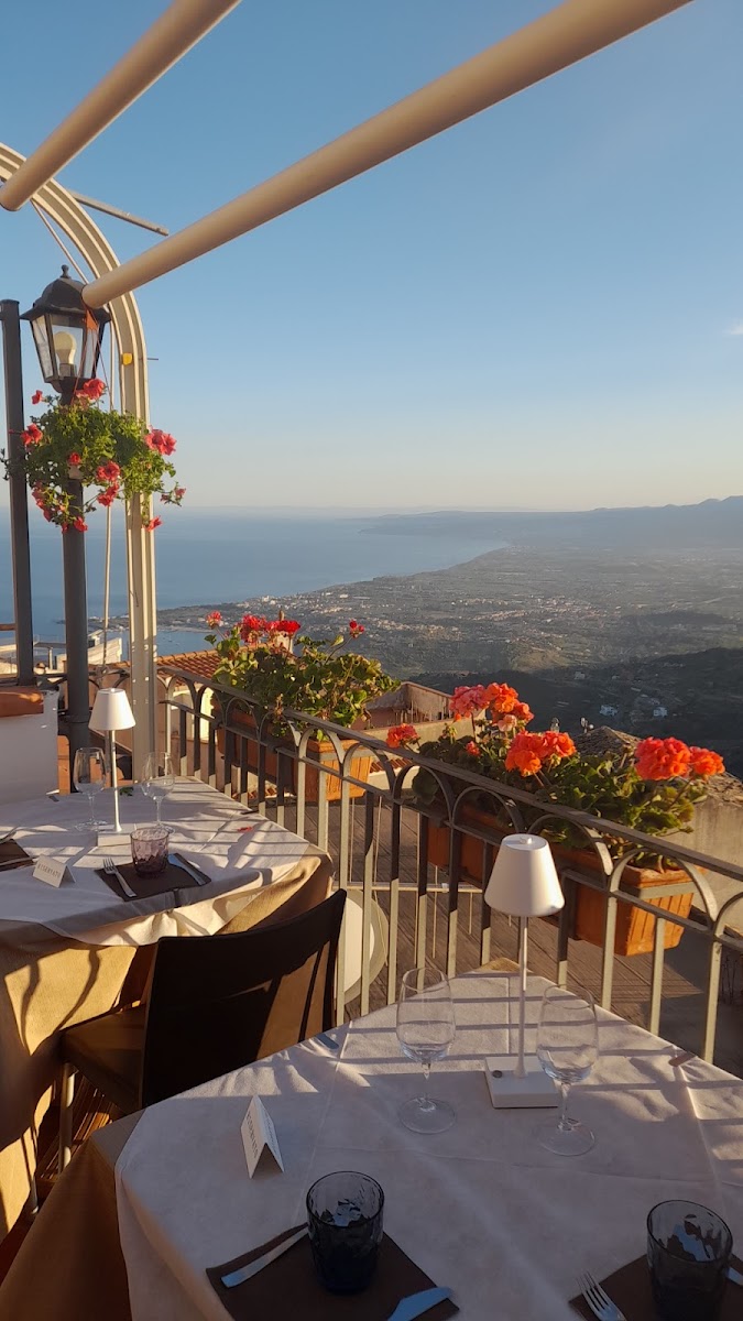 La Taverna Dell'Etna