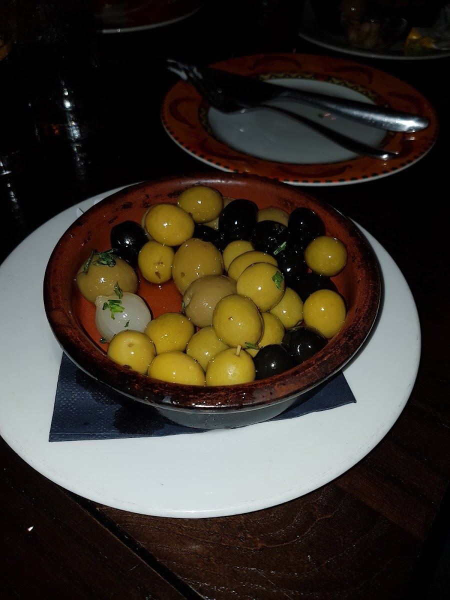 Tapete Spanish Restaurant - Photo 7