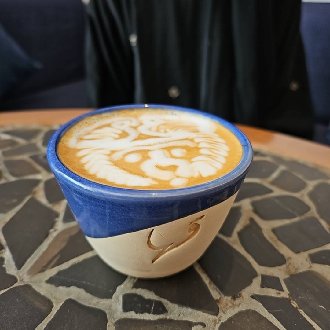 Qaha Specialty Coffee قها كافيه - فرع بوشر - Photo 4