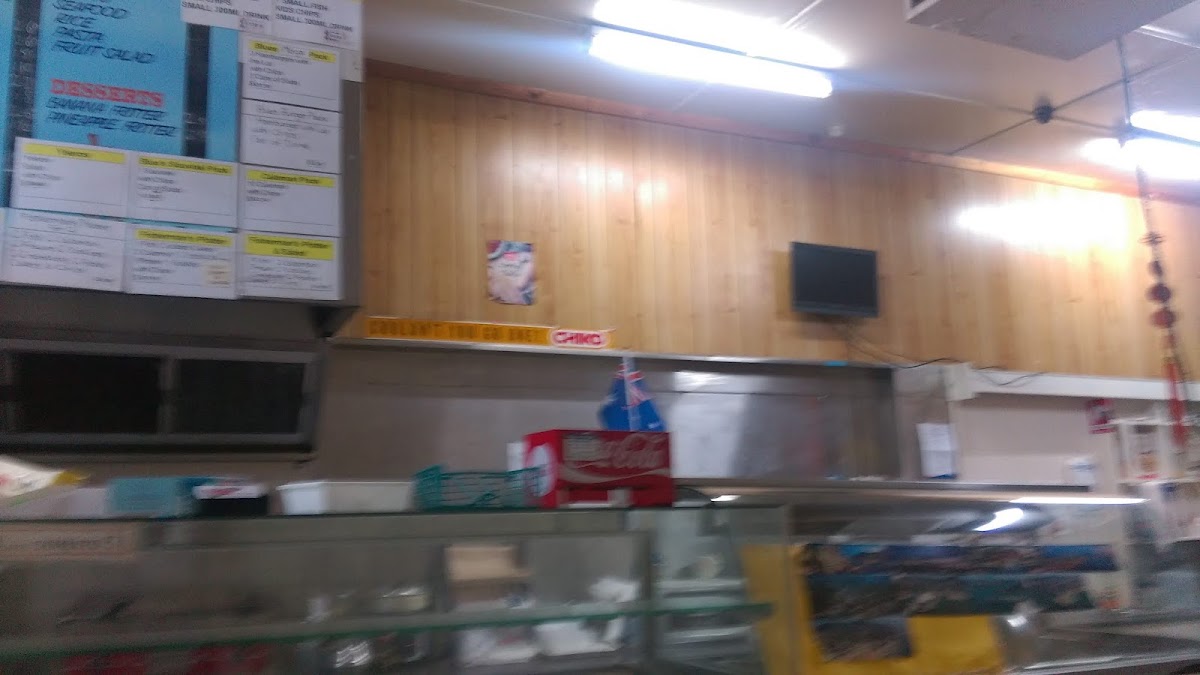 Blue Sea Fish Shop - Photo 3