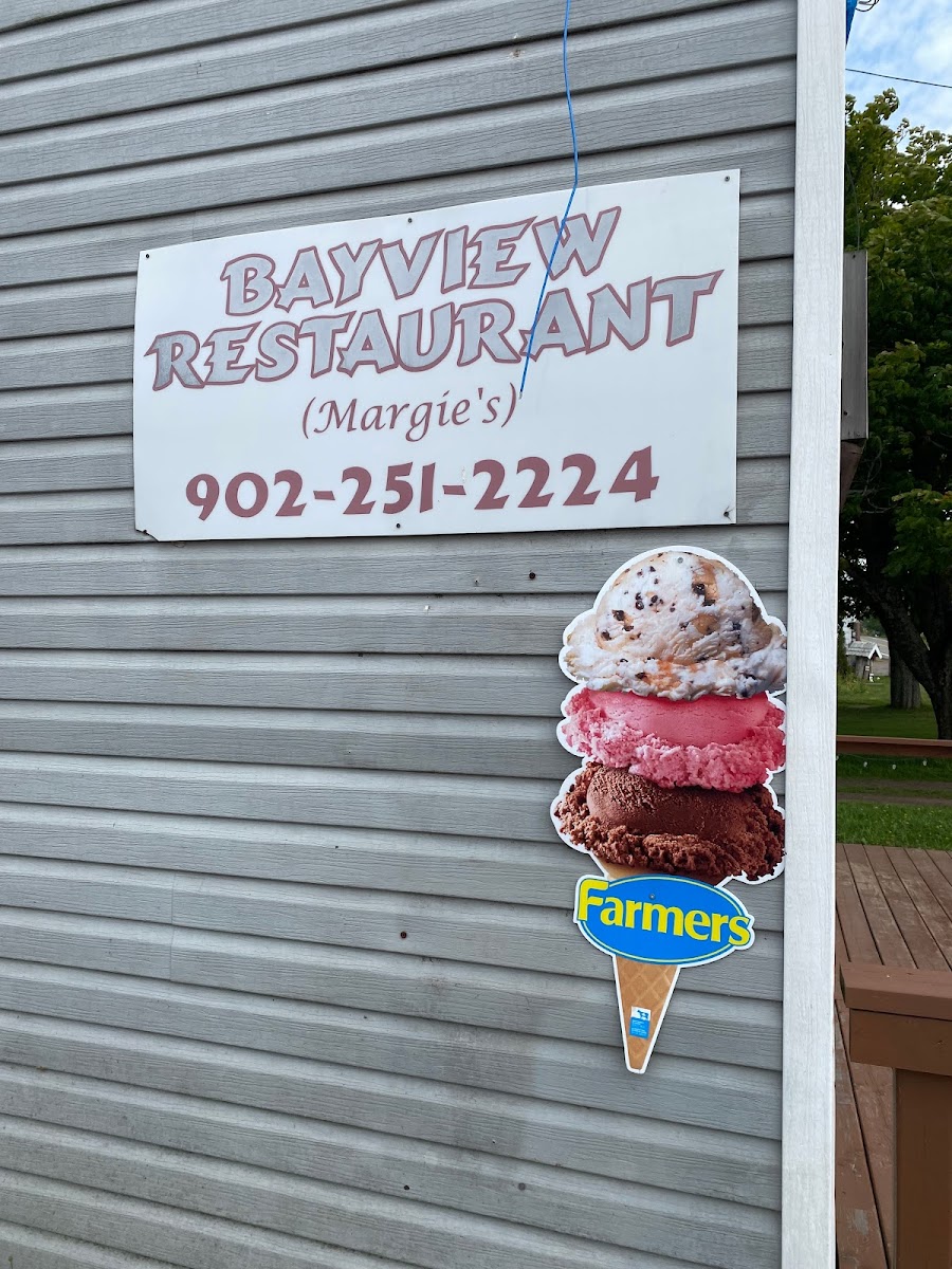 Bayview Restaurant (Margie's) - Photo 6