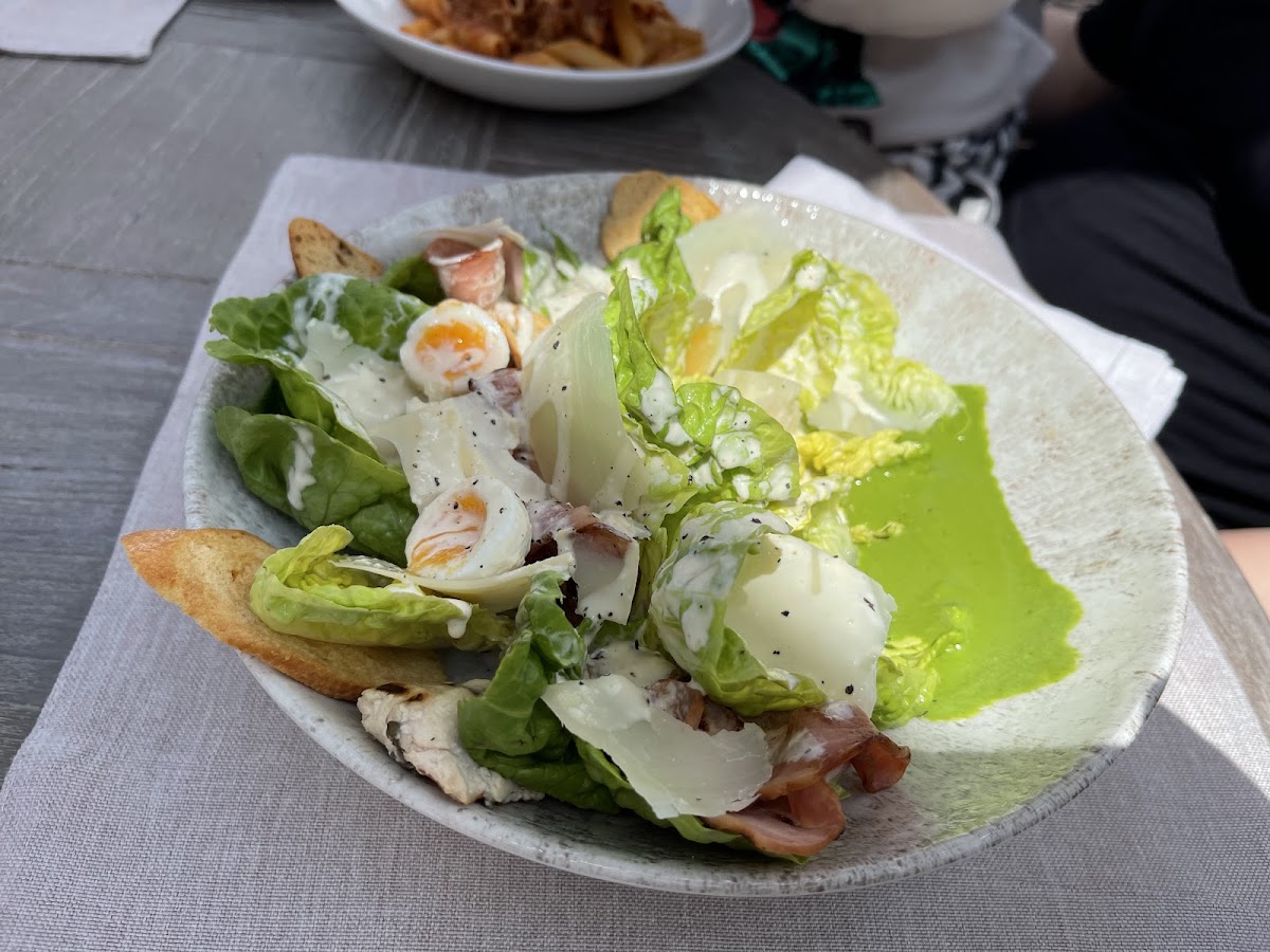 Cabana Restaurant - Photo 9