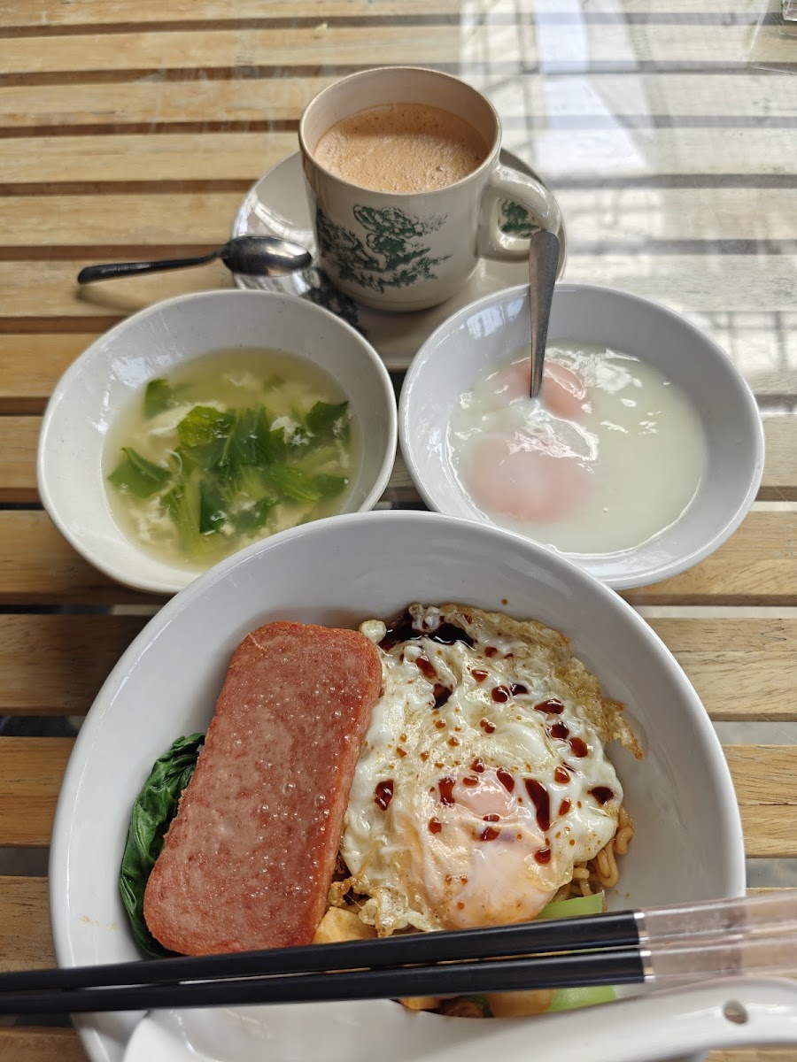 77 Breakfast & Brunch - Photo 3