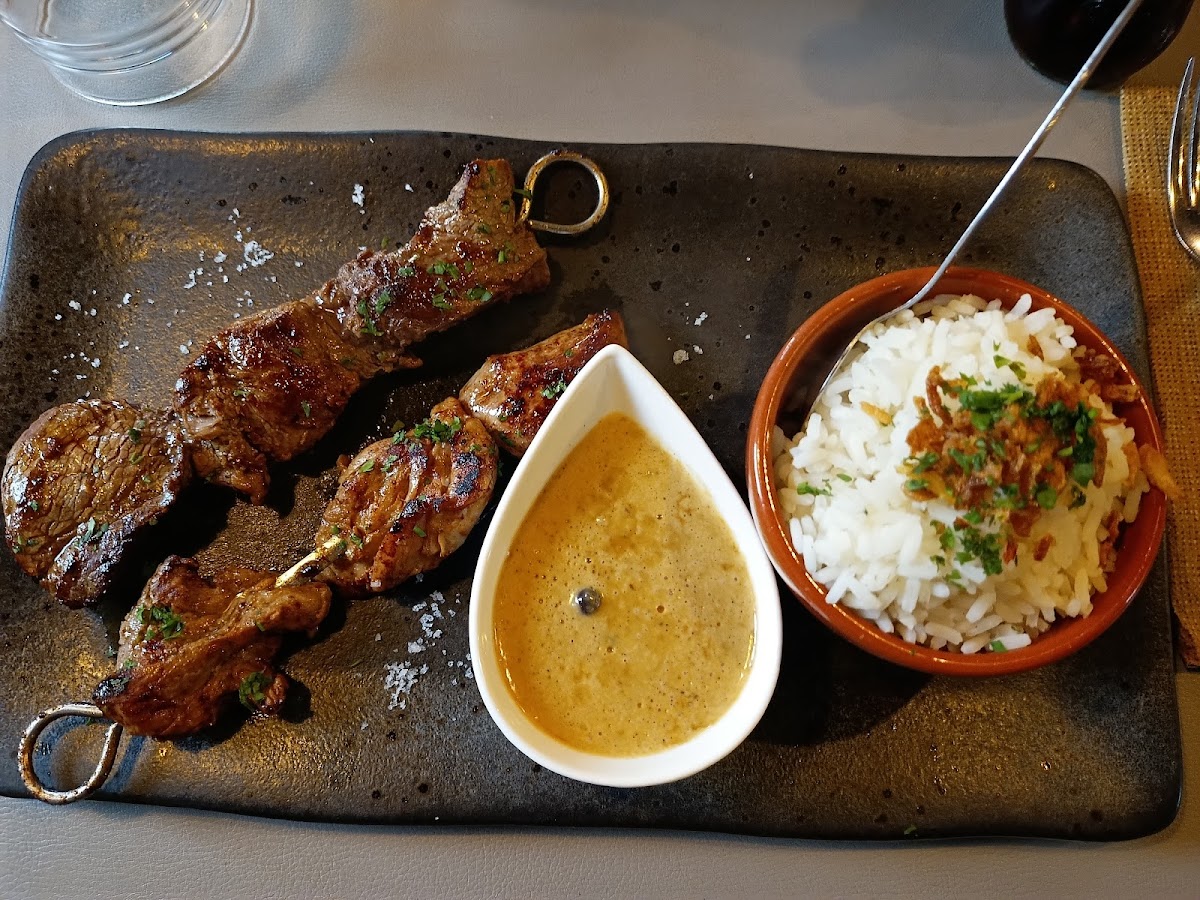 Restaurante Jardim da Vila - Photo 2