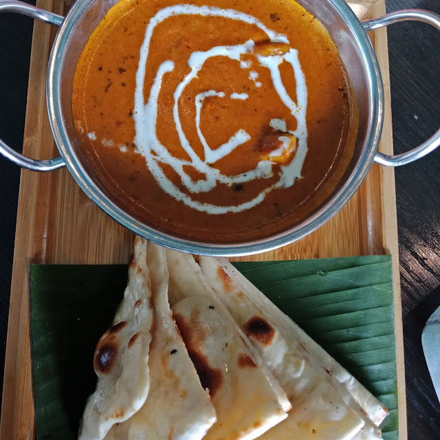 Mattar Paneer with Naan