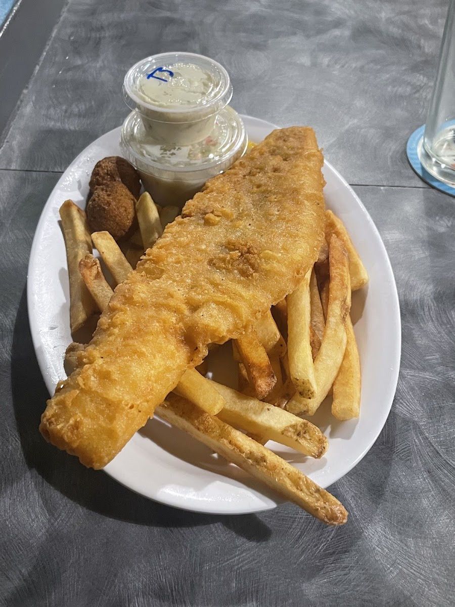 Stone Creek Bar & Grill - Photo 2