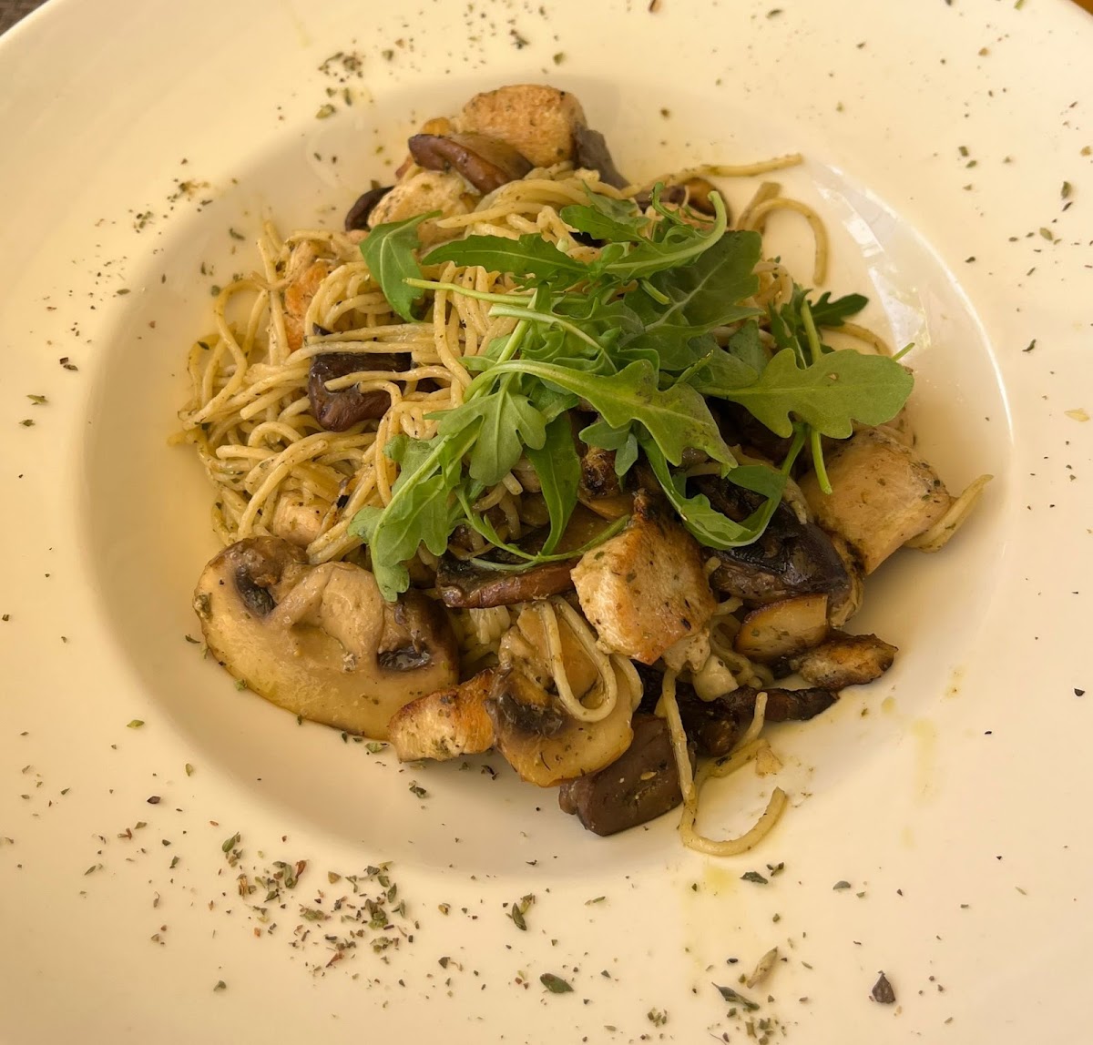 Goldi Restaurant - Photo 9