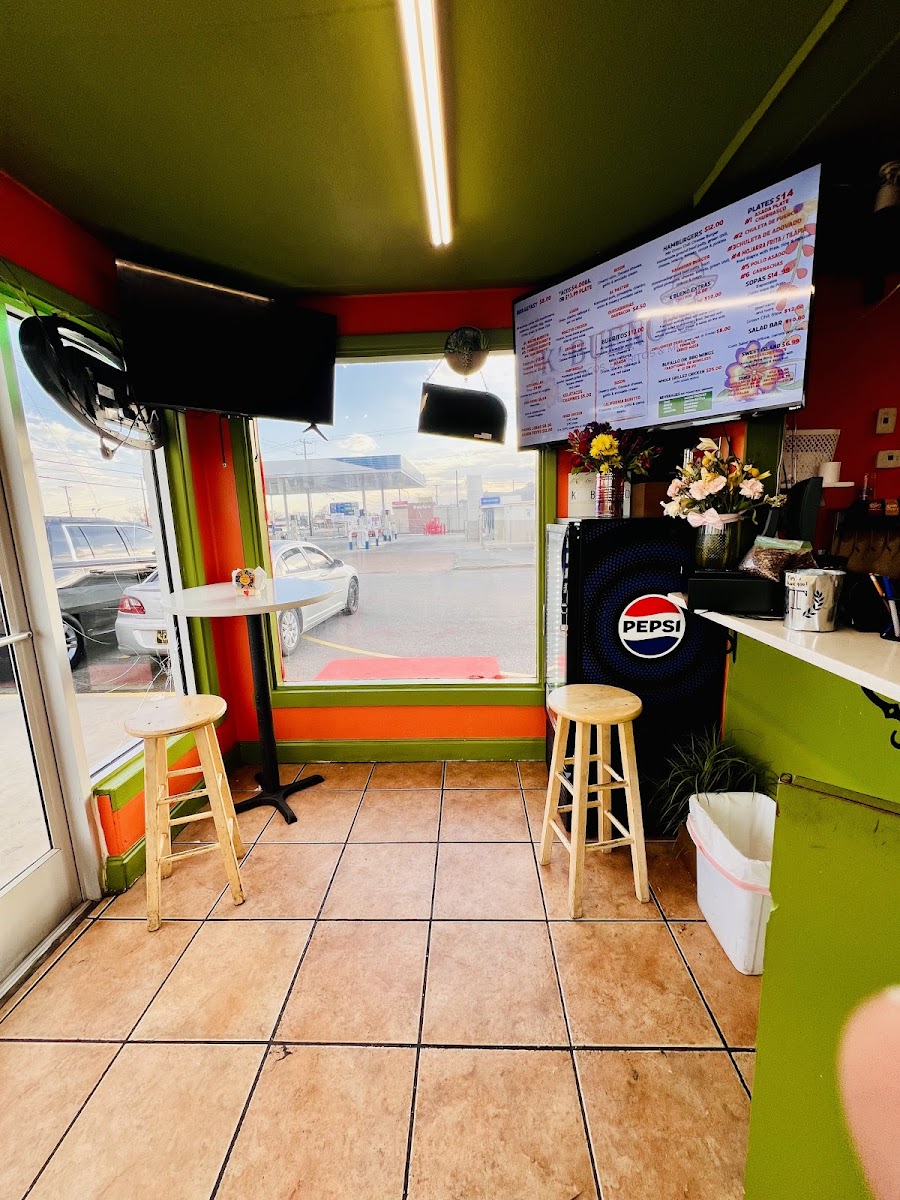 K' Bueno tacos, burritos & more - Photo 9
