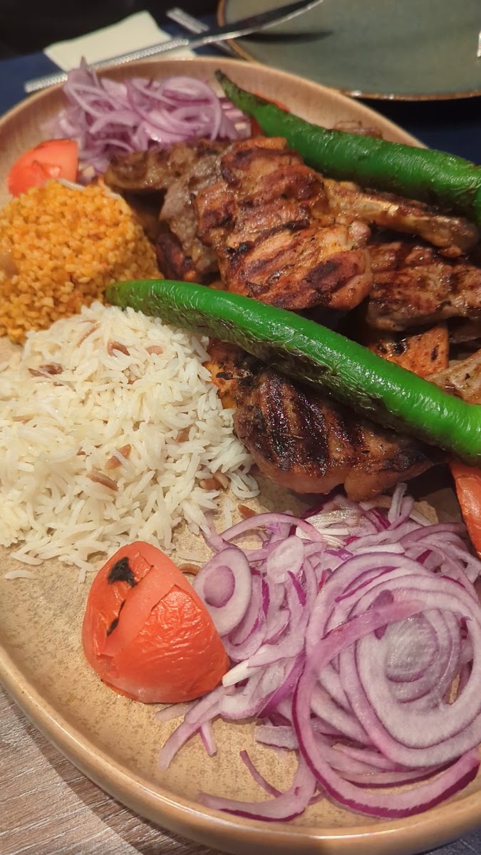 Diwan Restaurant - Photo 1