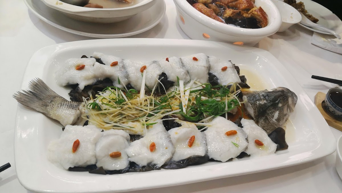 Guangzhou Restaurant - Photo 8