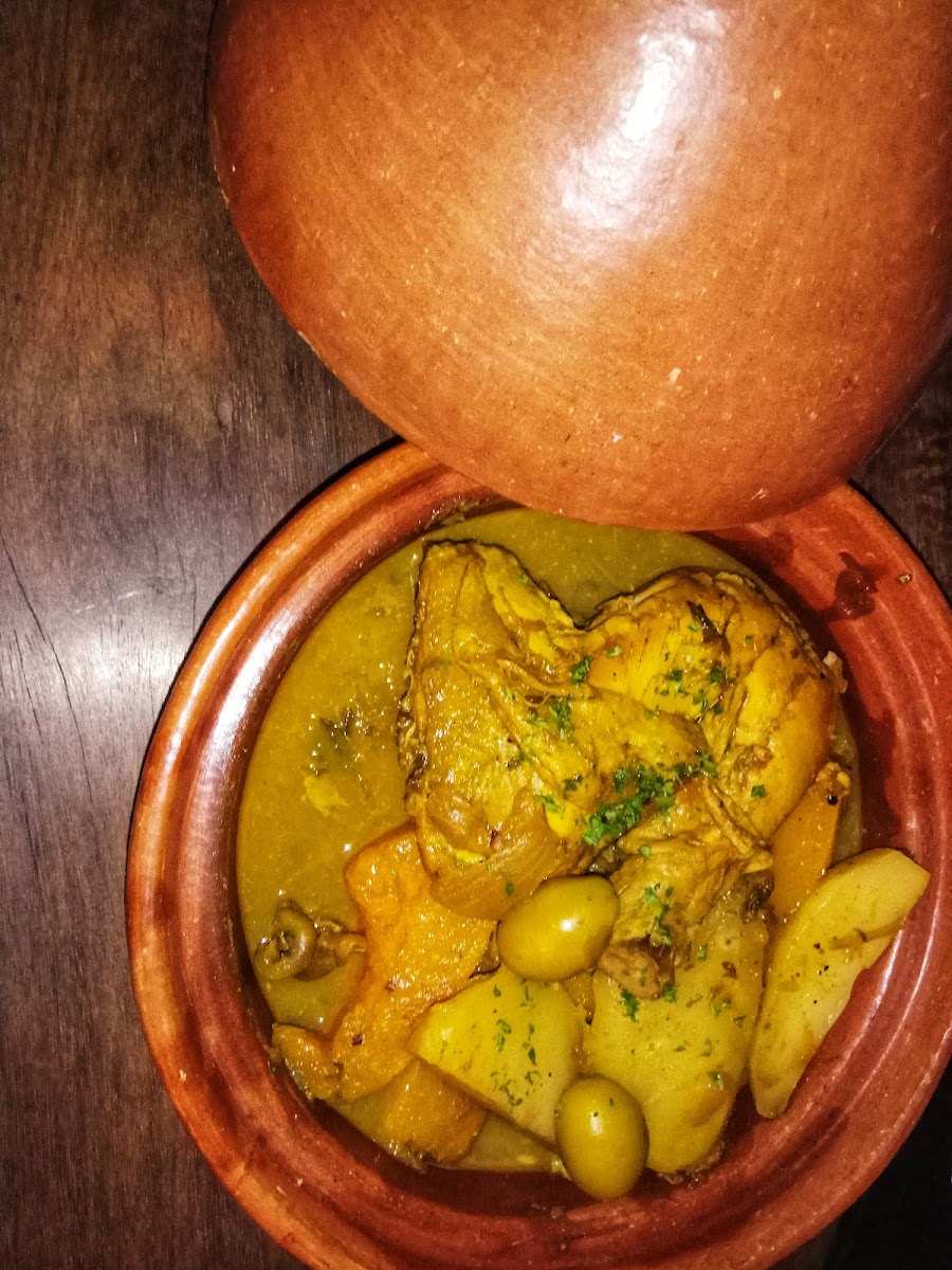 El Bazar Cafe & Restaurant - Photo 7