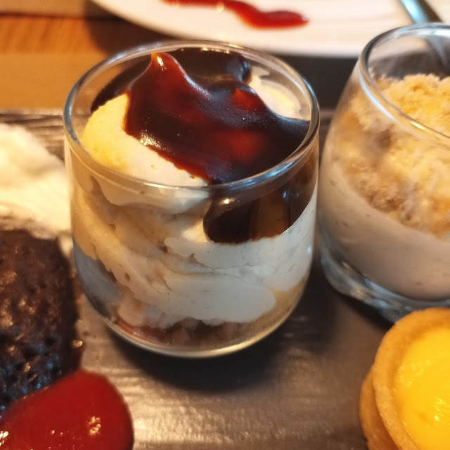 Café Gourmand