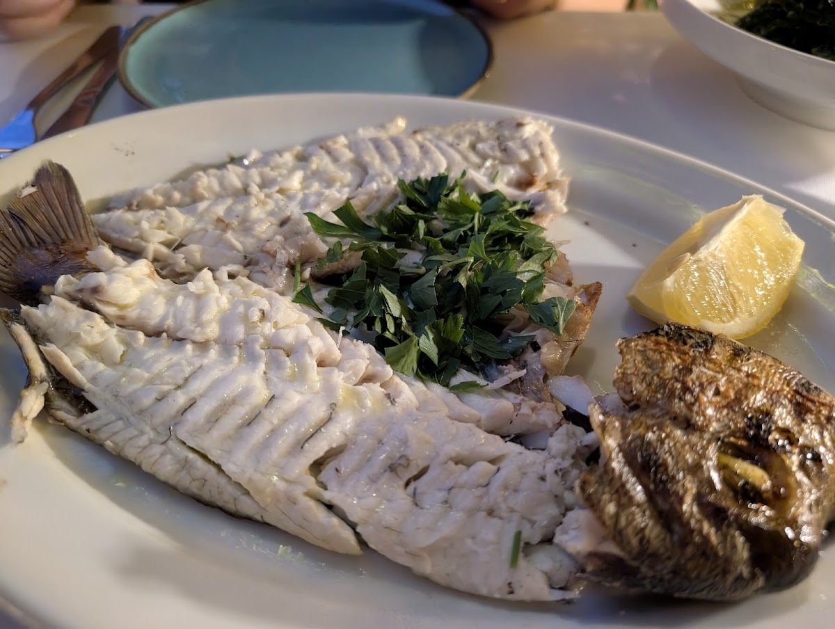 Nireas Restaurant - Photo 9
