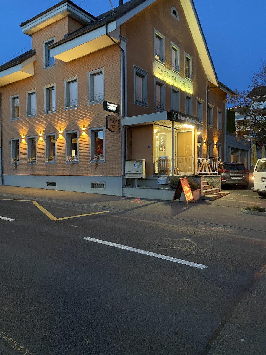 Gasthof Kreuz - Aesch - Photo 3