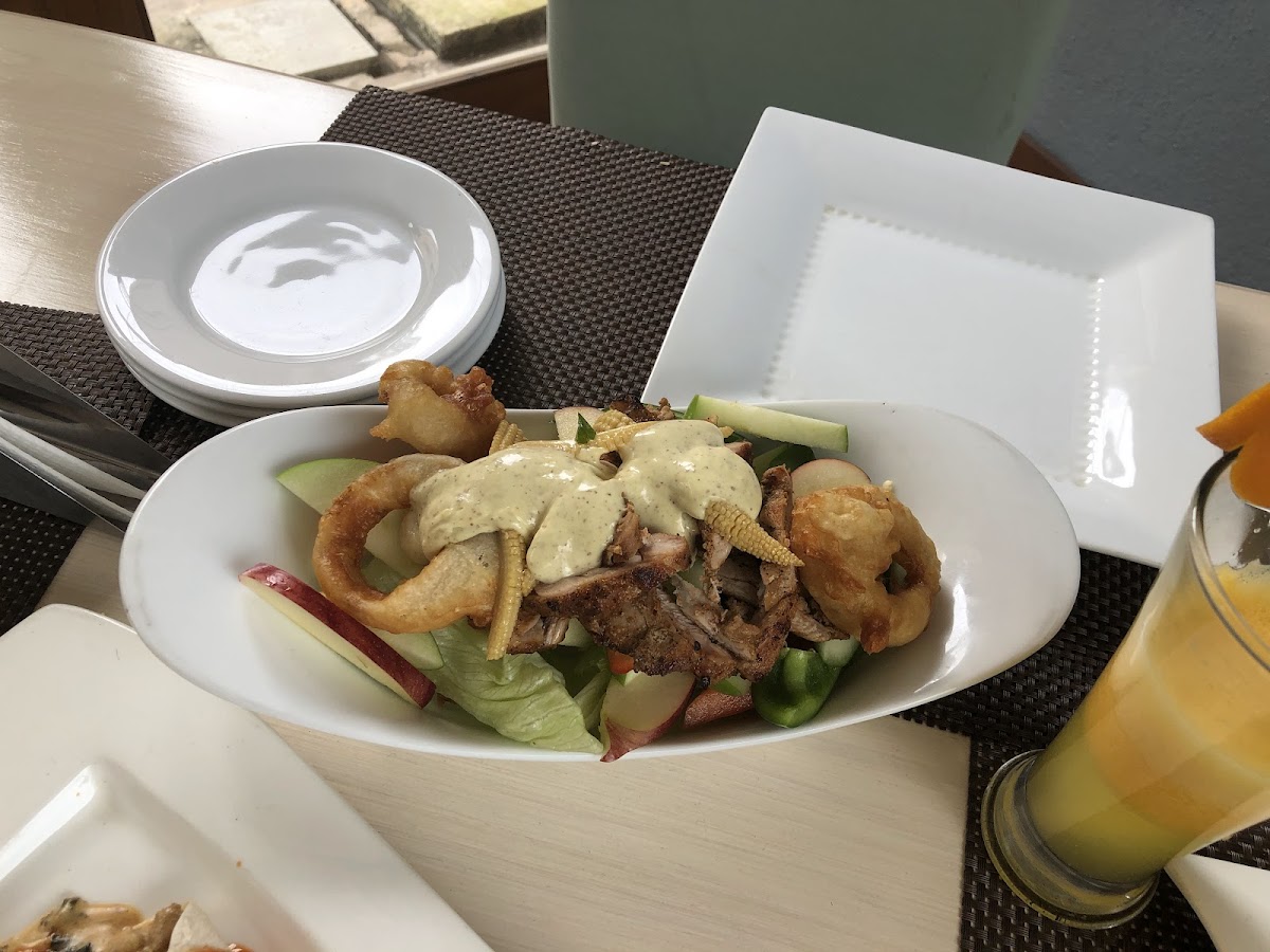 Crossroads Cafe and Restaurant - Photo 8