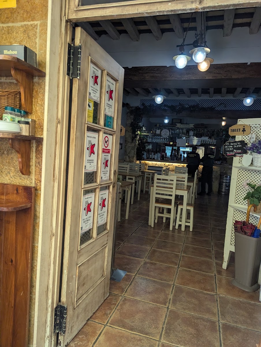 Mesón Bar La Ribera - Photo 3