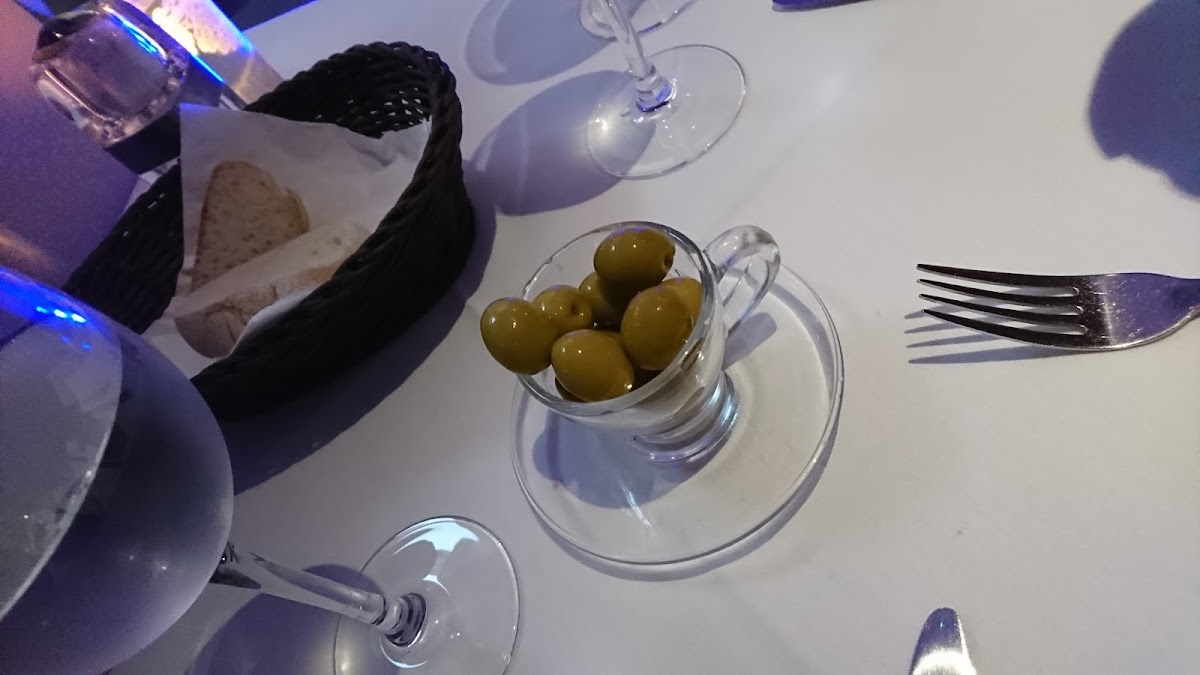 La Familia Restaurant - Photo 7