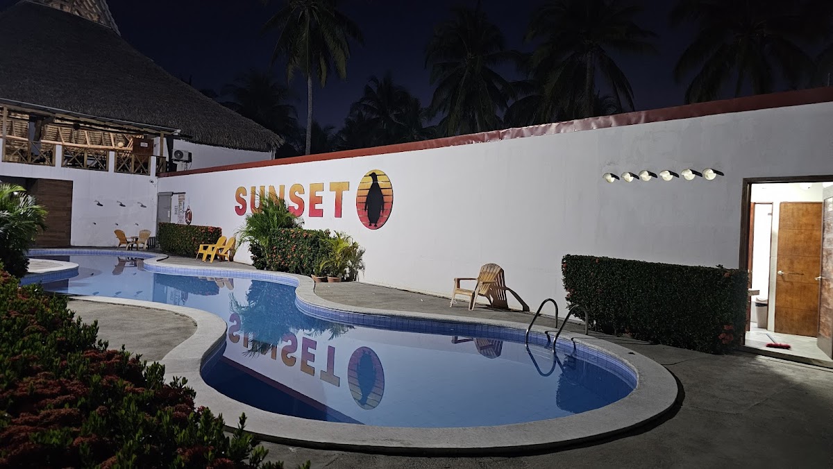 Sunset by Yessenia - Photo 4