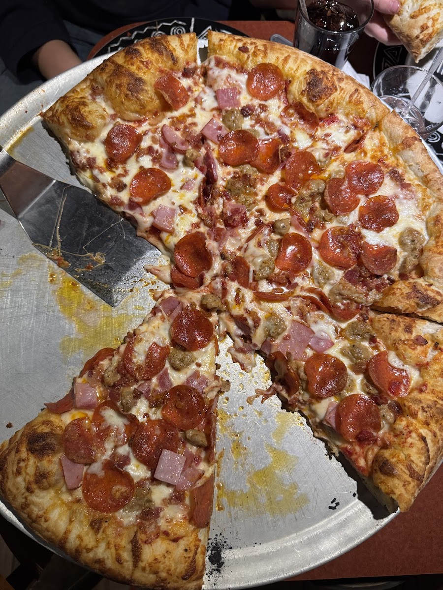 Mike's Italian Restaurant - Photo 4