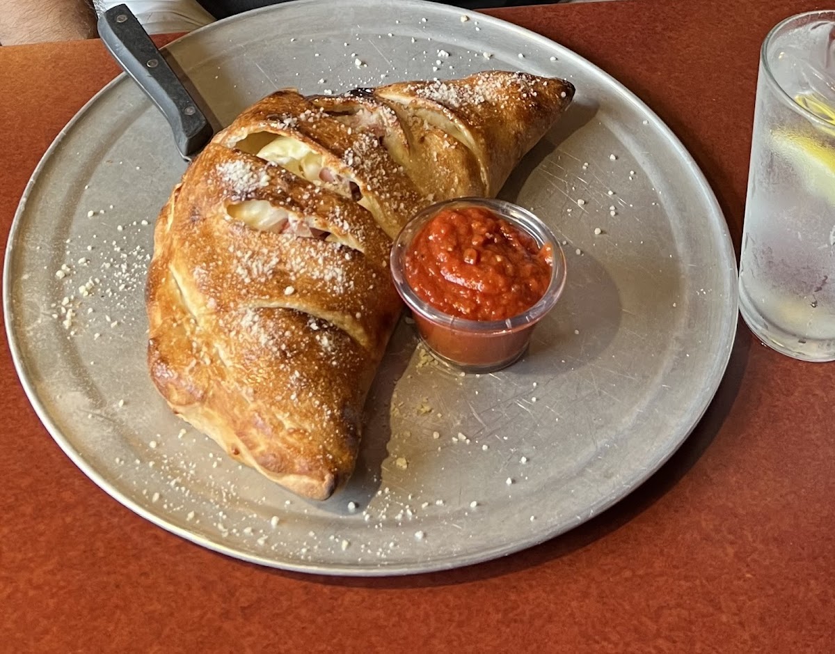 Mike's Italian Restaurant - Photo 5