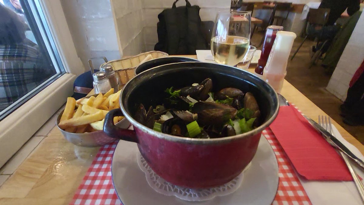 Mussel Mongers - Photo 1