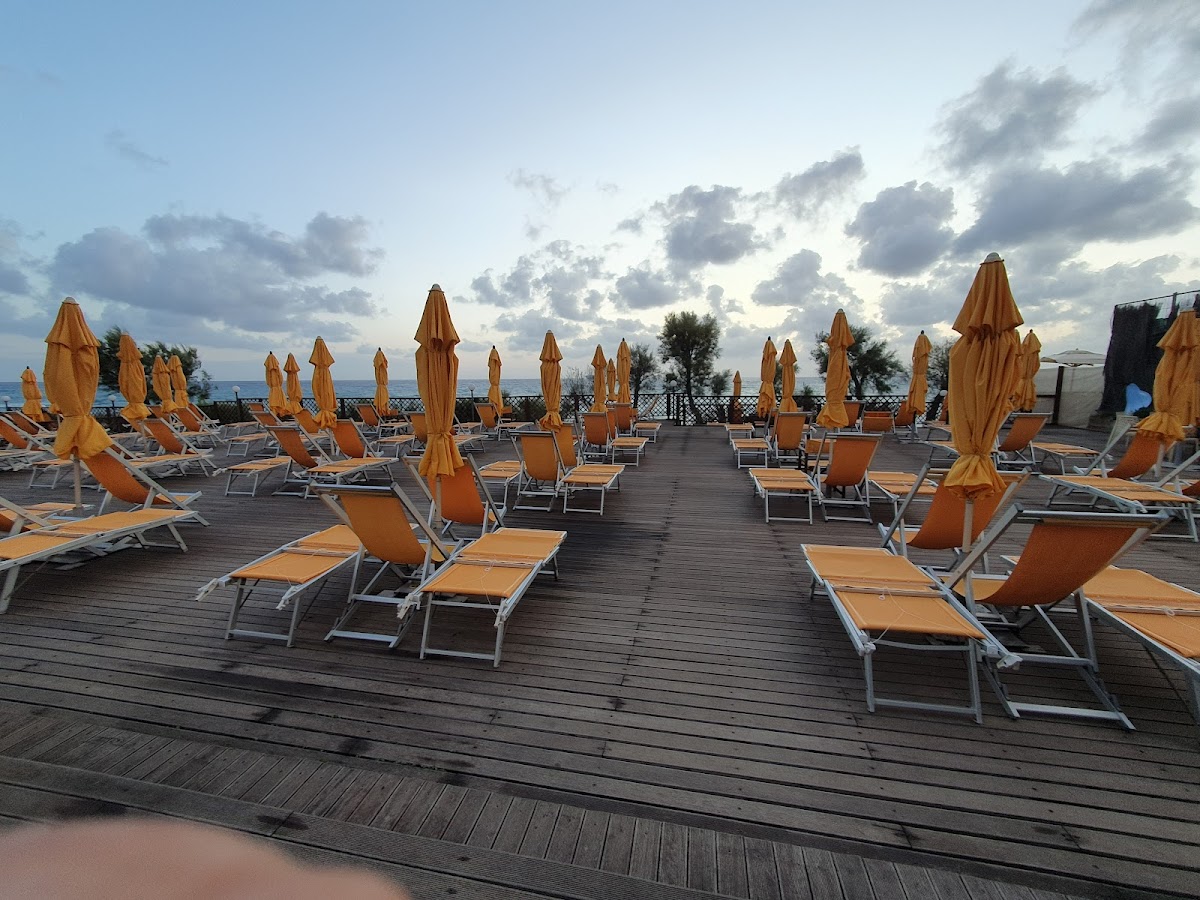 Maroccone Beach Club - Photo 3