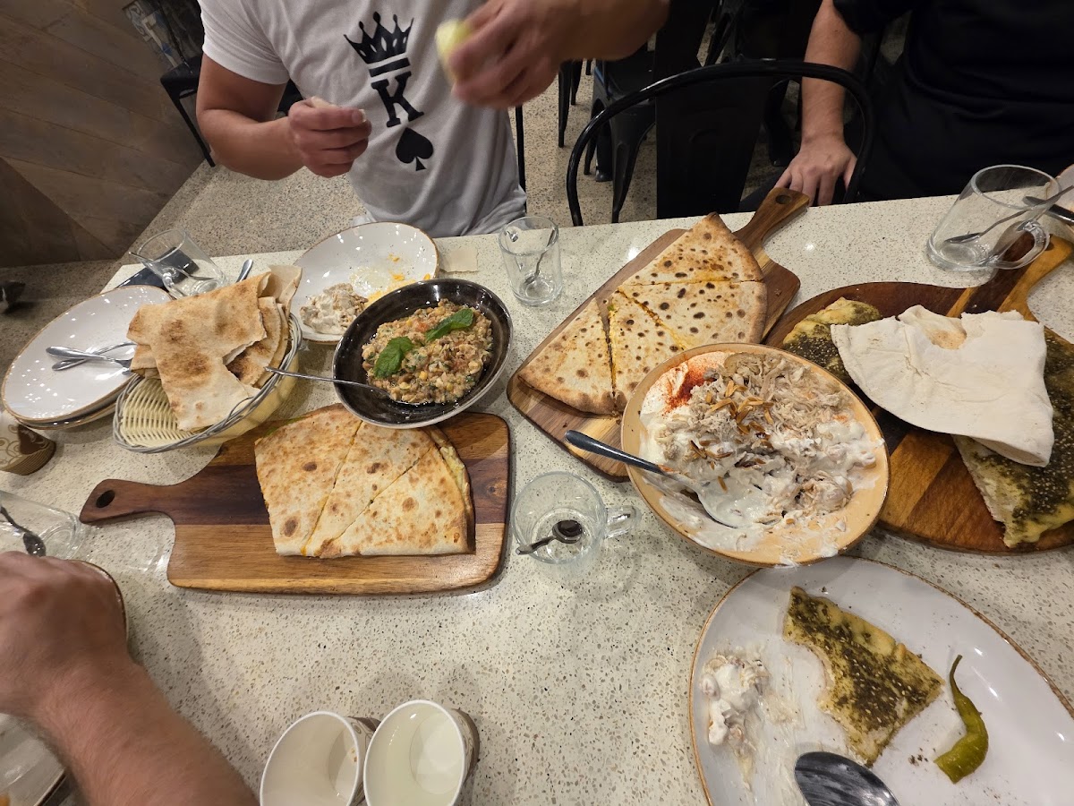 Zeit with Zaytoon - Photo 3