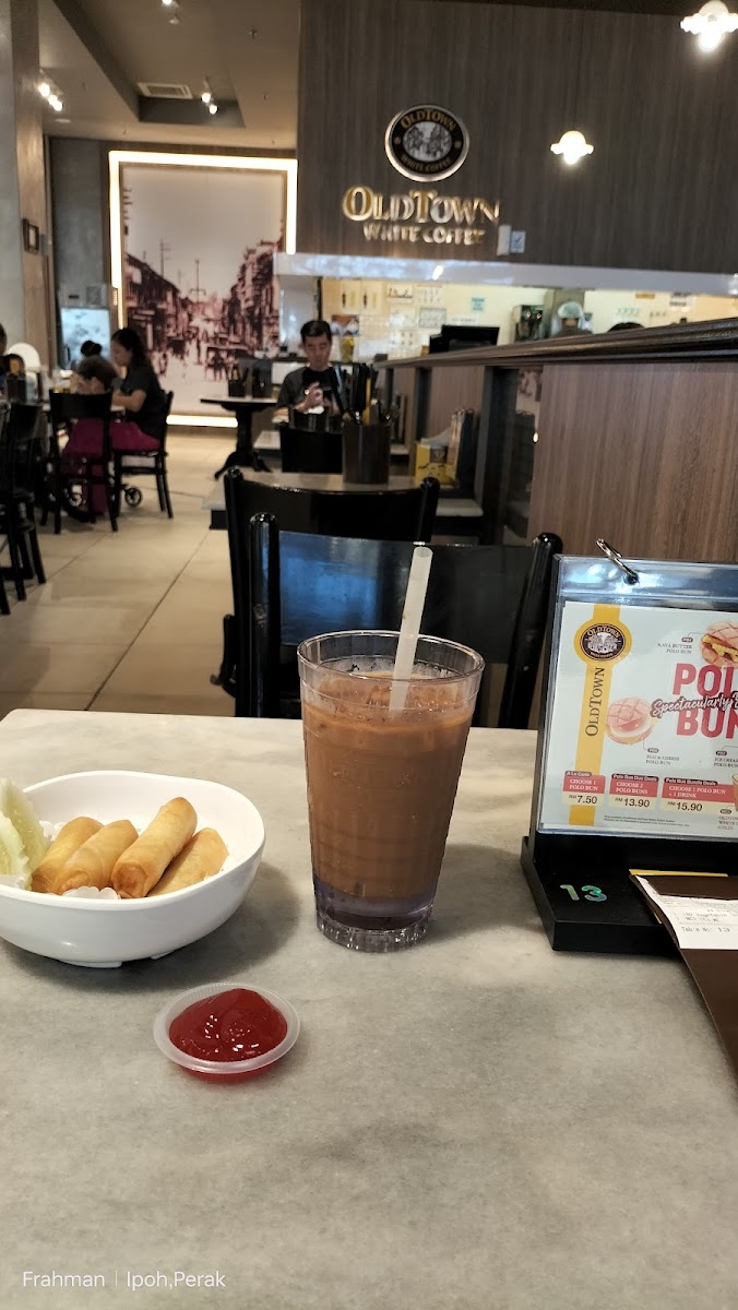 OLDTOWN White Coffee AEON Station 18 - Photo 3