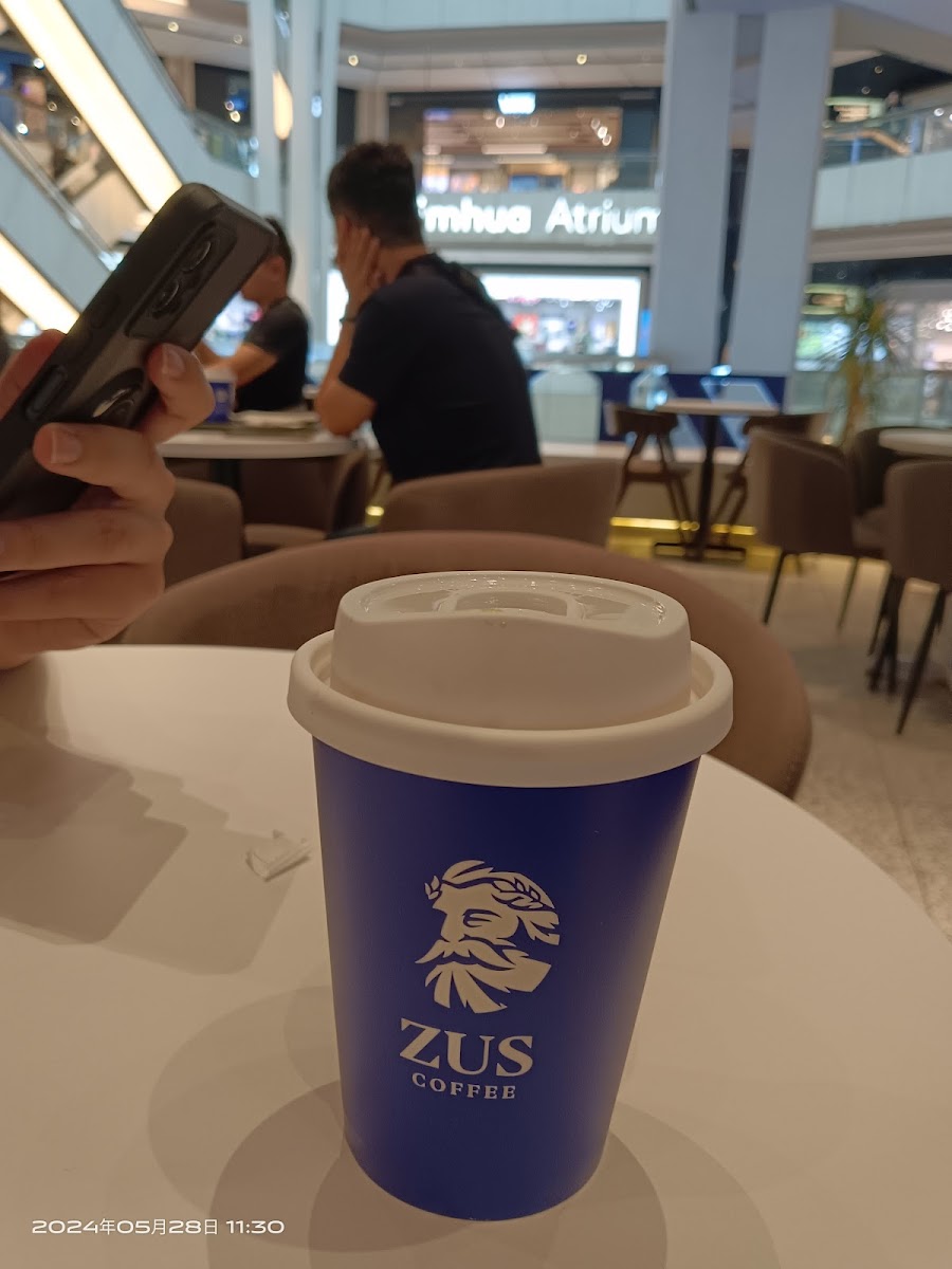 ZUS Coffee - SkyAvenue - Photo 5