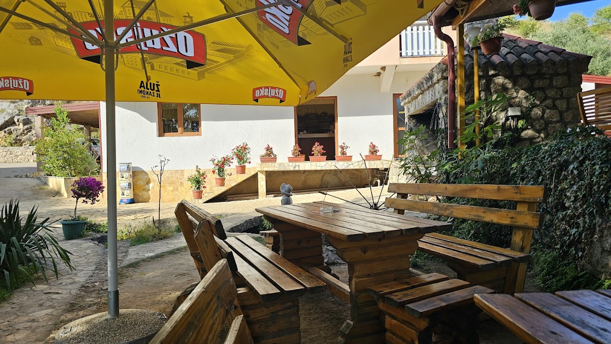 Restaurant 'Slapovi Zrmanje'