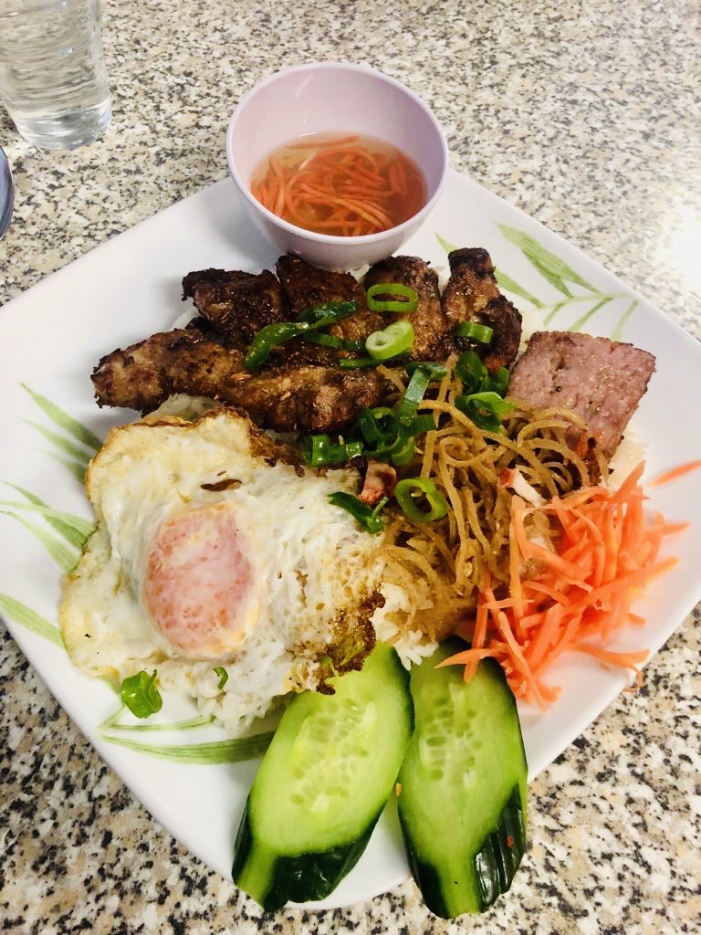 Van Vietnamese Restaurant - Photo 8