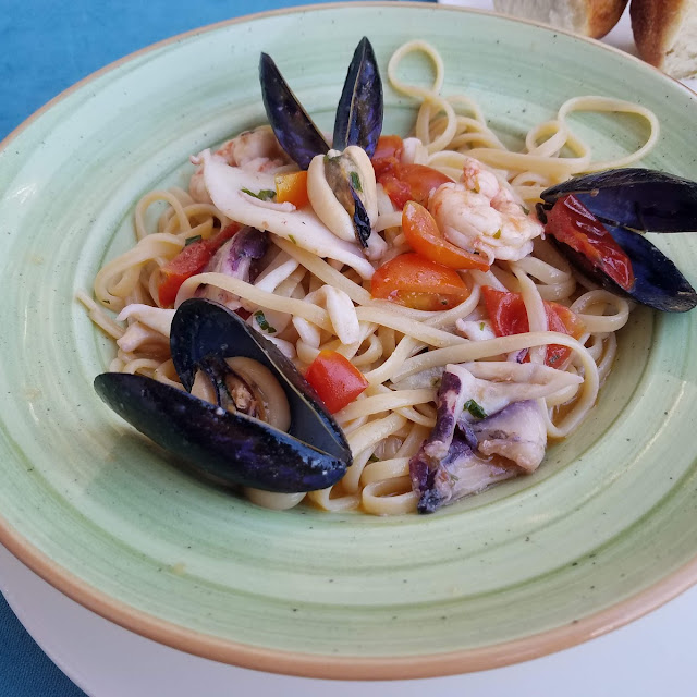 Linguini with Clams