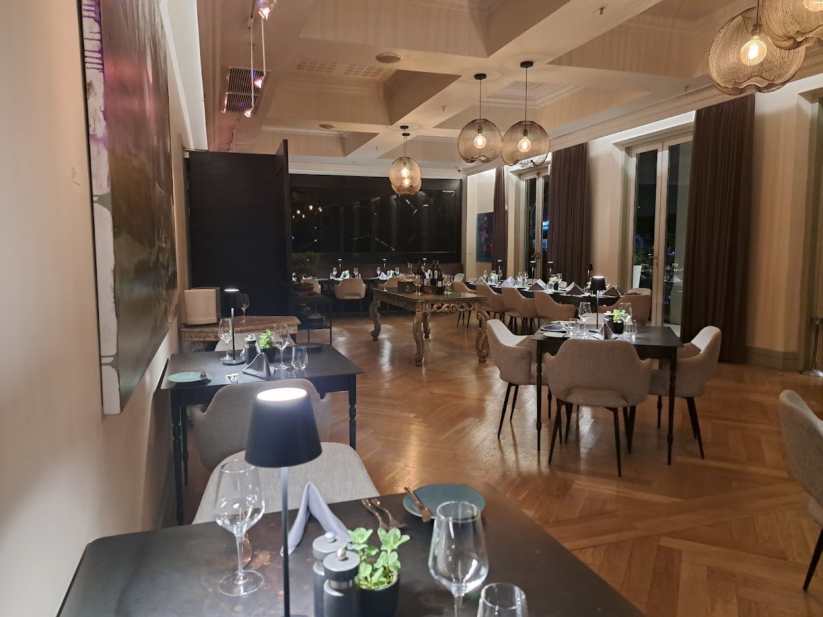 Terrarium Restaurant