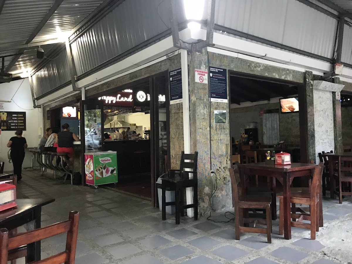 Bar y restaurante Happy Land