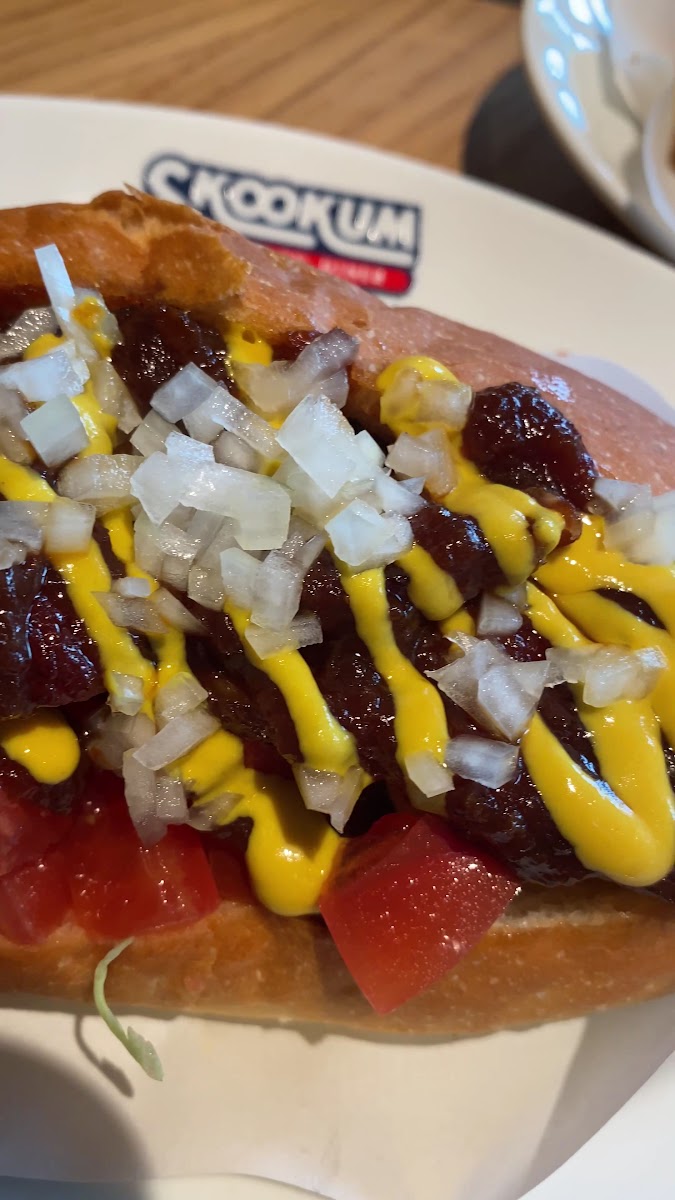 SKOOKUM HOTDOG DINER - Photo 1
