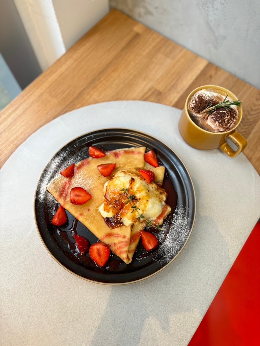 いちごや cafe TANNAL 福岡大名店 - Photo 9