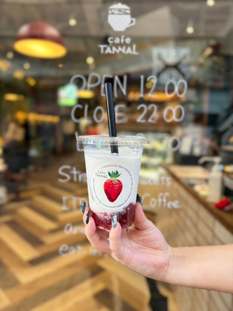 いちごや cafe TANNAL 福岡大名店 - Photo 7