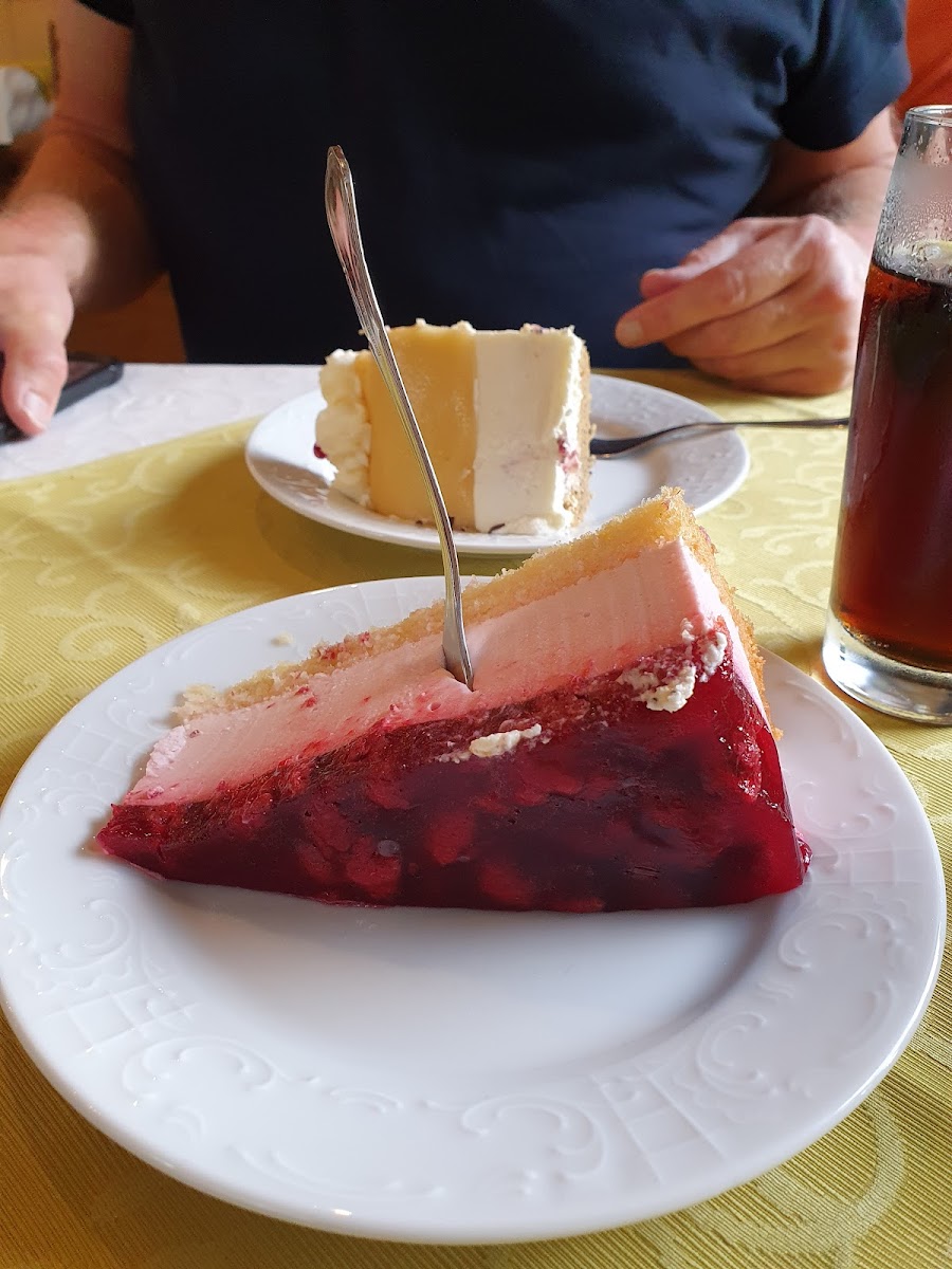 Hofcafe Hulseberg - Photo 3