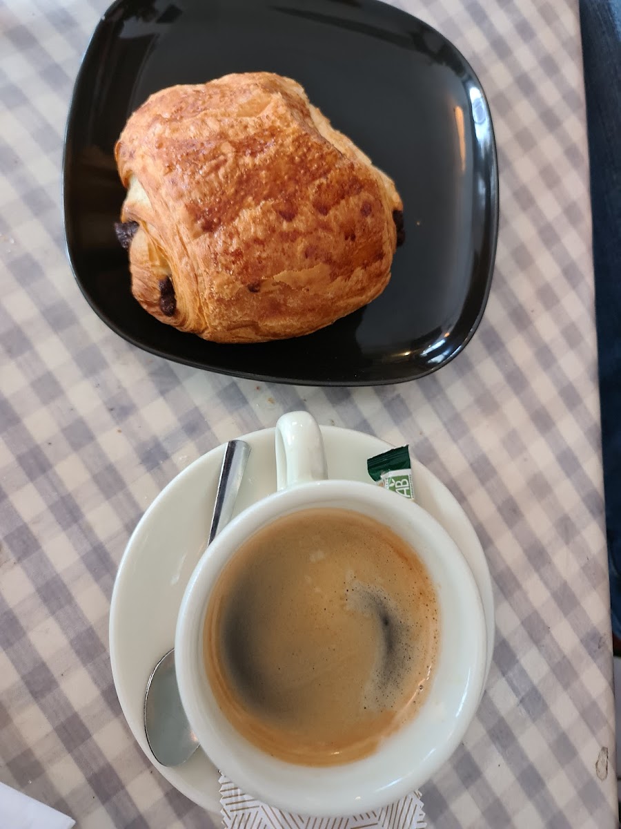Colette's - Photo 1